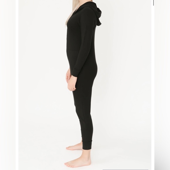 JILLIAN HARRIS X SMASH&TESS “jilly jogger” - Picture 2 of 9